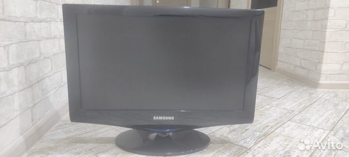 Телевизор samsung 22 дюйма