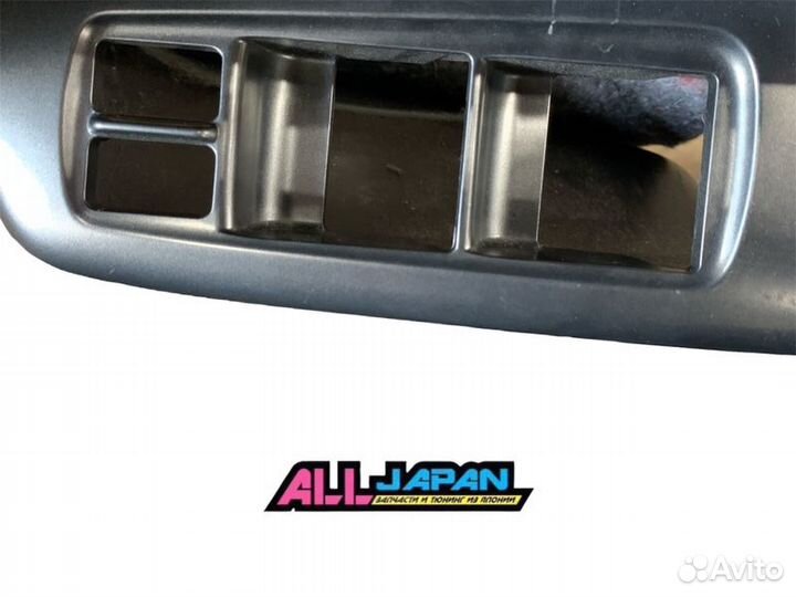 Обшивка двери Subaru Forester SH 2007 - 2010