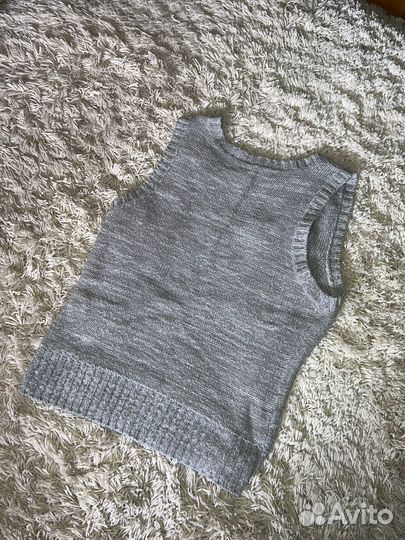 Жилет вязаный женский