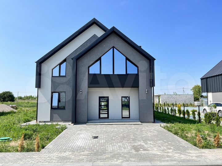 Дом 180 м² на участке 11 сот.