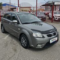 Kia Rio 1.4 AT, 2011, 87 123 км, с пробегом, цена 978 000 руб.