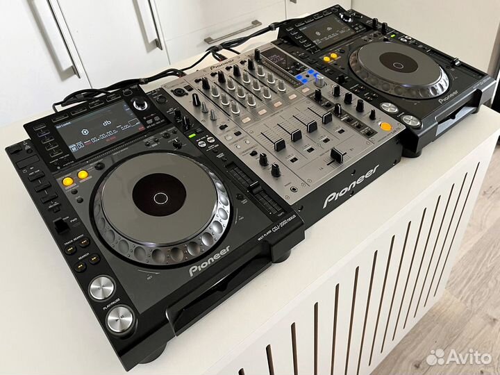 Pioneer CDJ 2000 nexus 2 шт. + Pioneer DJM-750