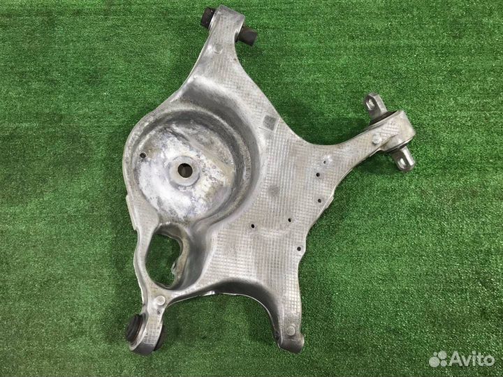 Рычаг задний правый Volvo XC90