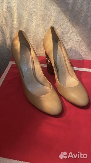 Туфли женские Casadei