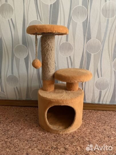 Домик для кошки с когтеточкой бу