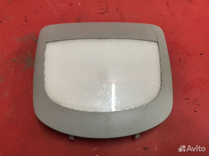 Плафон салонный сзади Mercedes Benz W164