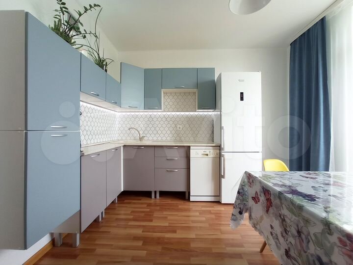 2-к. квартира, 60 м², 6/8 эт.