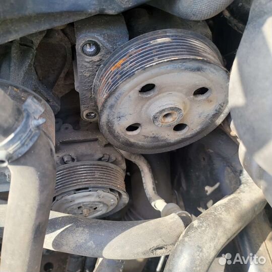 Насос гура Land Rover Discovery 3 L319 276DT (AJD)