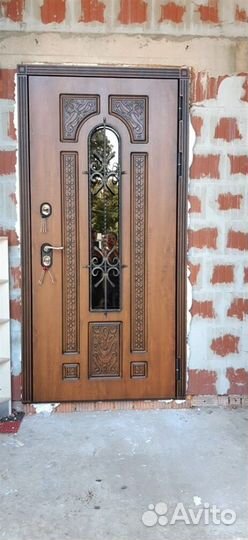 Входные деревянные двери