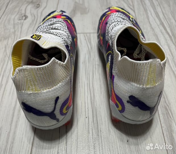 Футбольные бутсы puma future