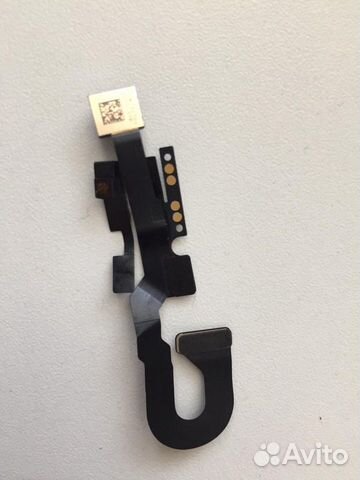 Камера iPhone 8 фронтальная