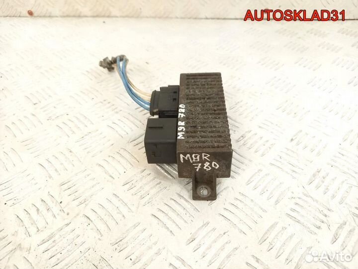 Реле свечей накала Renault Trafic M9R 8200558438