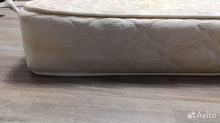 Матрас 160х200 бу