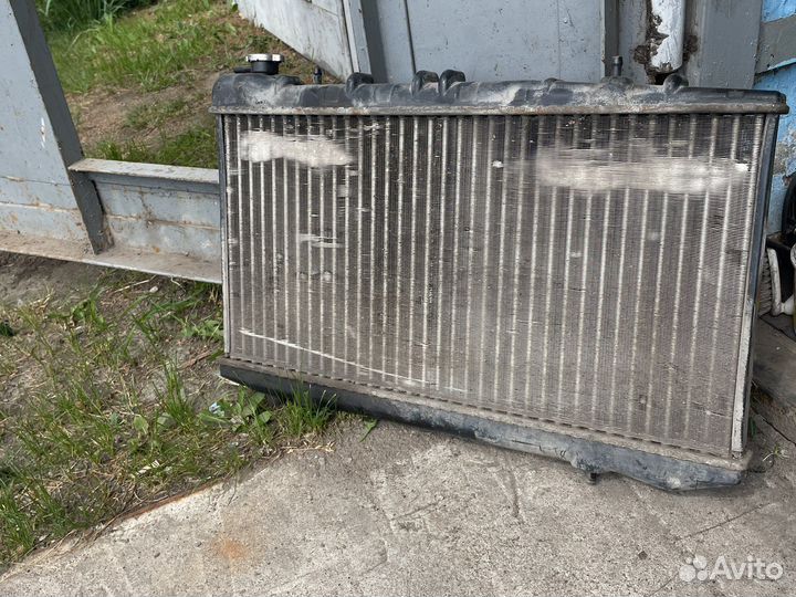 Радиатор охлаждения nissan pulsar