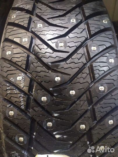 Yokohama Ice Guard IG65 205/60 R16