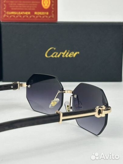 Солнцезащитные очки cartier