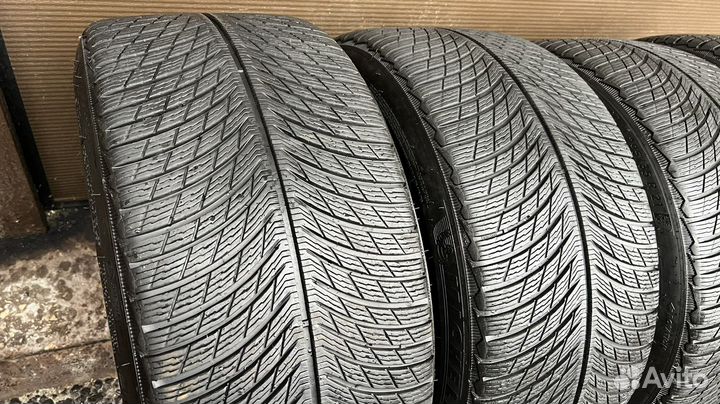 Michelin Pilot Alpin 5 SUV 295/35 R21 107V