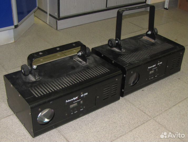 Светомузыка FL XF-200 2шт Gobo Линза Микрофон DMX