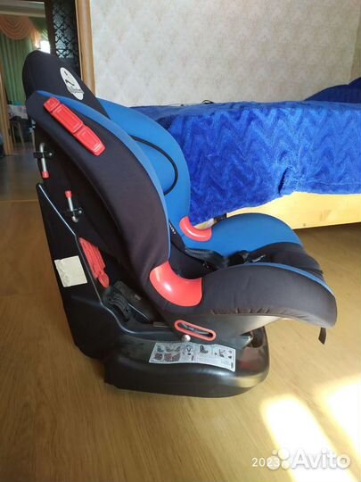 Детское автокресло