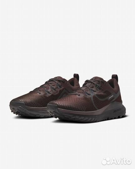 Nike React Pegasus Trail 4 + Nike MC Trainer 2