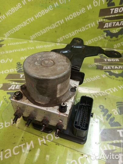 Блок ABS Kia Ceed JD хэтчбэк G4FA 2012-2017Г.в