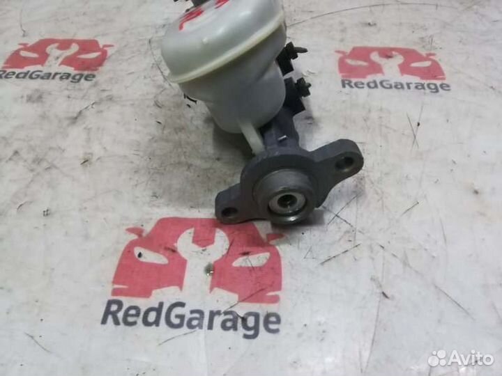 Главный тормозной цилиндр Cadillac Srx LH2 2004