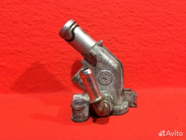 Фланец системы охлаждения Honda Civic 5D R18A2