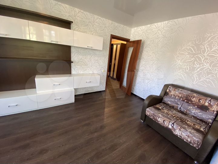 2-к. квартира, 52 м², 3/9 эт.