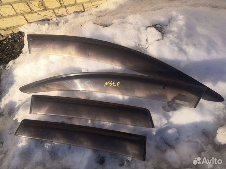 Ветровики комплект б.у оригинал