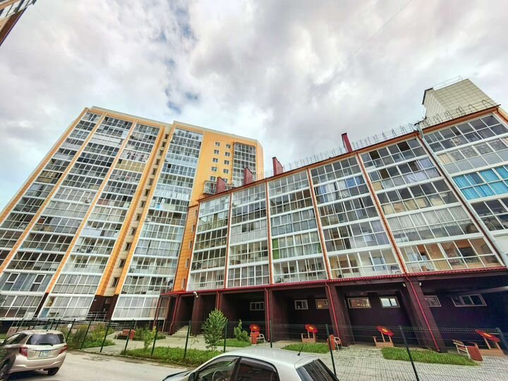 3-к. квартира, 90 м², 5/10 эт.