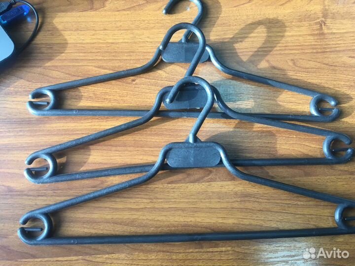 Плечики для одежды в ассортименте