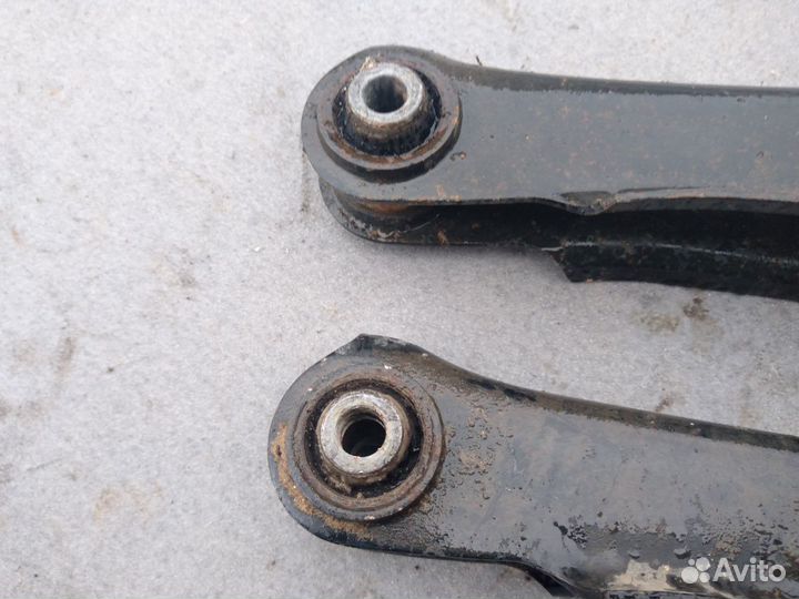 Рычаг нижний задний Mitsubishi Outlander 3