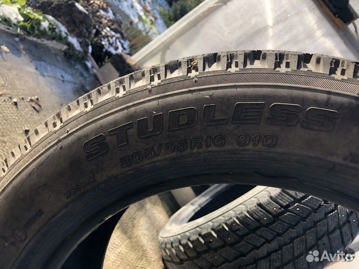 Bridgestone Blizzak WS-50 205/55 R16