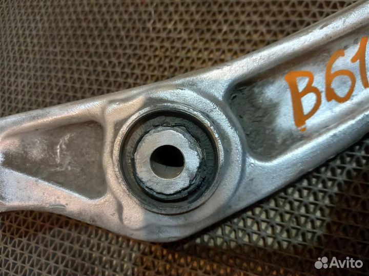 Рычаг передний левый audi A4 B8 8K2