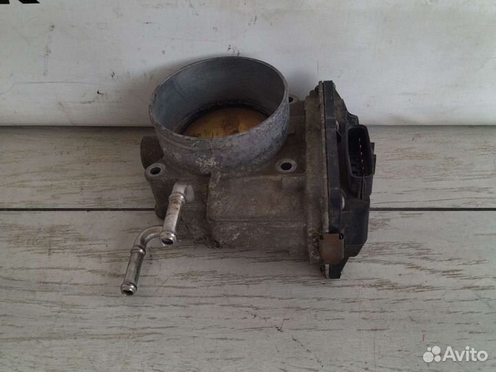 Infiniti QX56 дроссельная заслонка