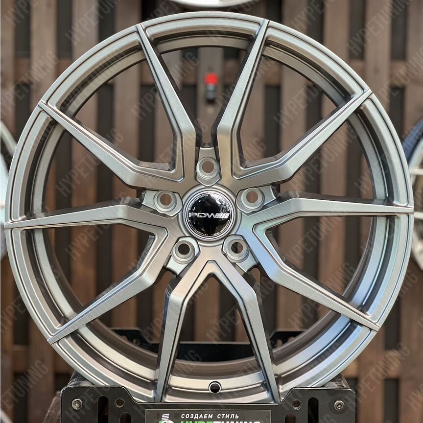 Литые диски PDW Wheels SPYDER 8×R18 5×114.3