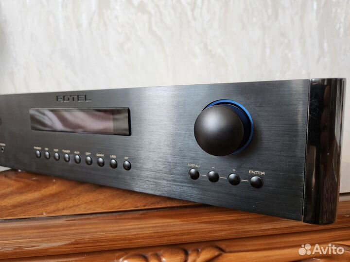 Rotel RC-1572 (Пред, Цап, Фоно-корректор)