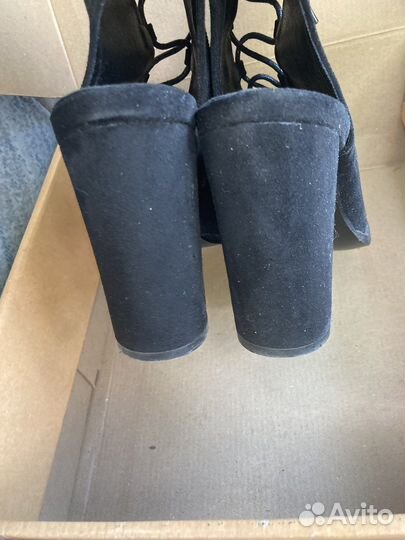 Босоножки замшевые весенне-летние