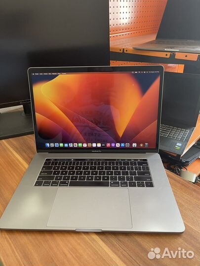15 MacBook Pro I7/16/512/560 4GB Touch bar. Кредит