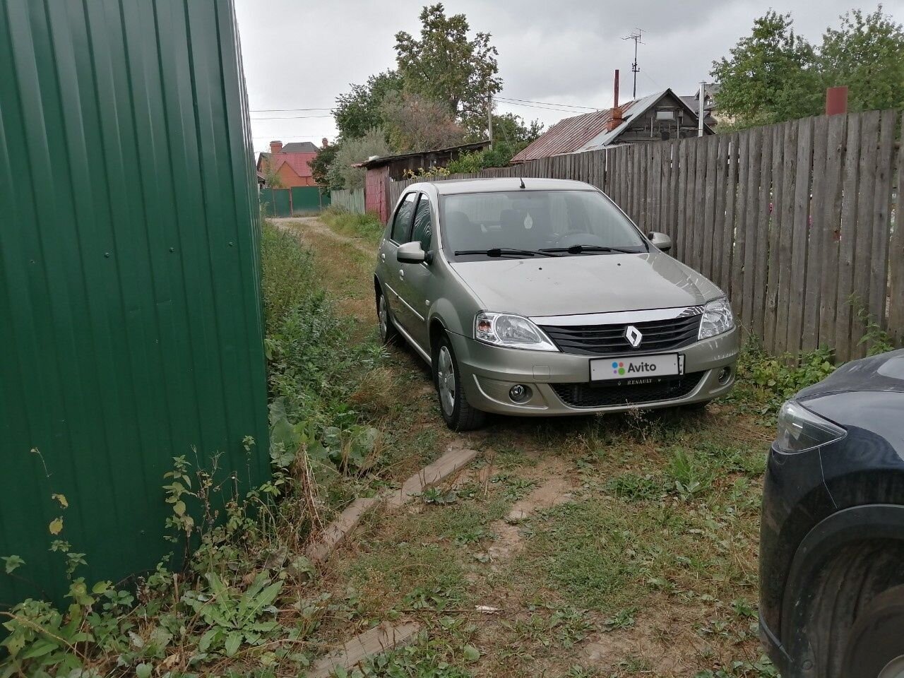 Renault Logan: фото владельца