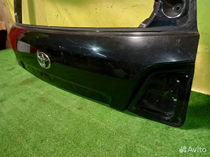 Дверь багажника Toyota Land Cruiser (200) 2012