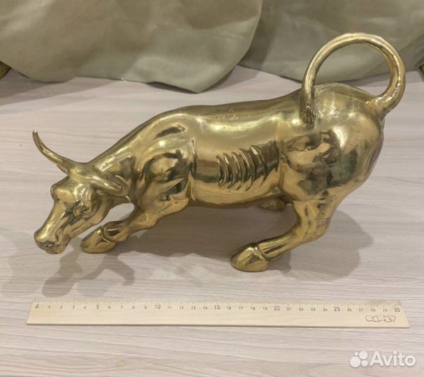 Бык с Уолл Стрит