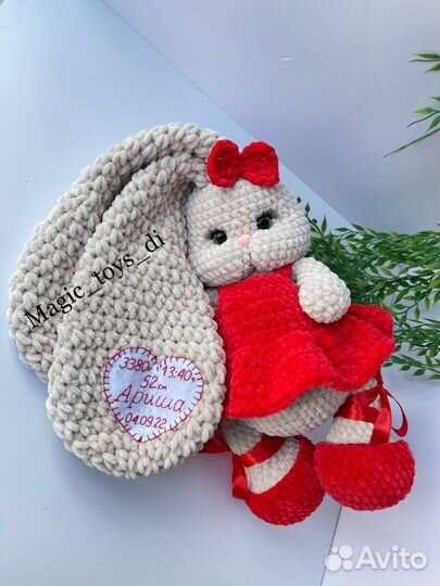 Вязаная зайка с метрикой, именные игрушки