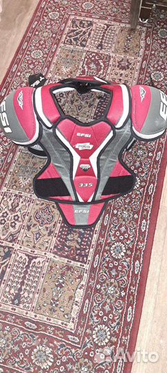 Хоккейные трусы, нагрудник, защита шеи, ракушка