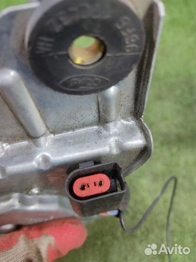 Мотор стеклоочистителя задний Ford Focus 1 (DBW)