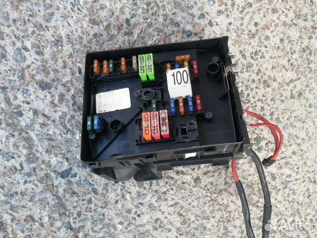 Блок Предохранителей Пассат Б6