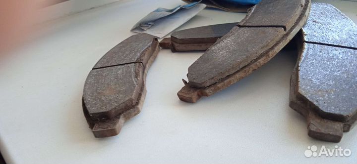 Тормозные колодки Zekkert