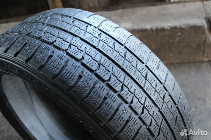 Goodyear Ice Navi Zea II 235/40 R19