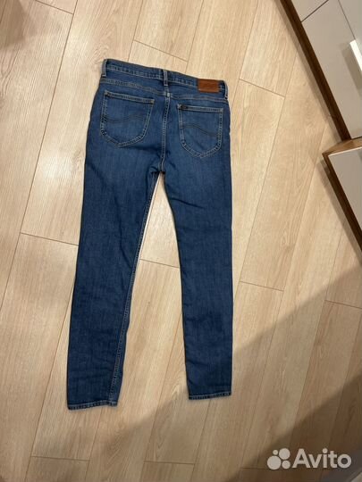 Джинсы lee