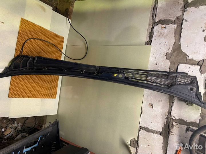 Жабо планка под лобовое стекло Opel Vectra C Signu